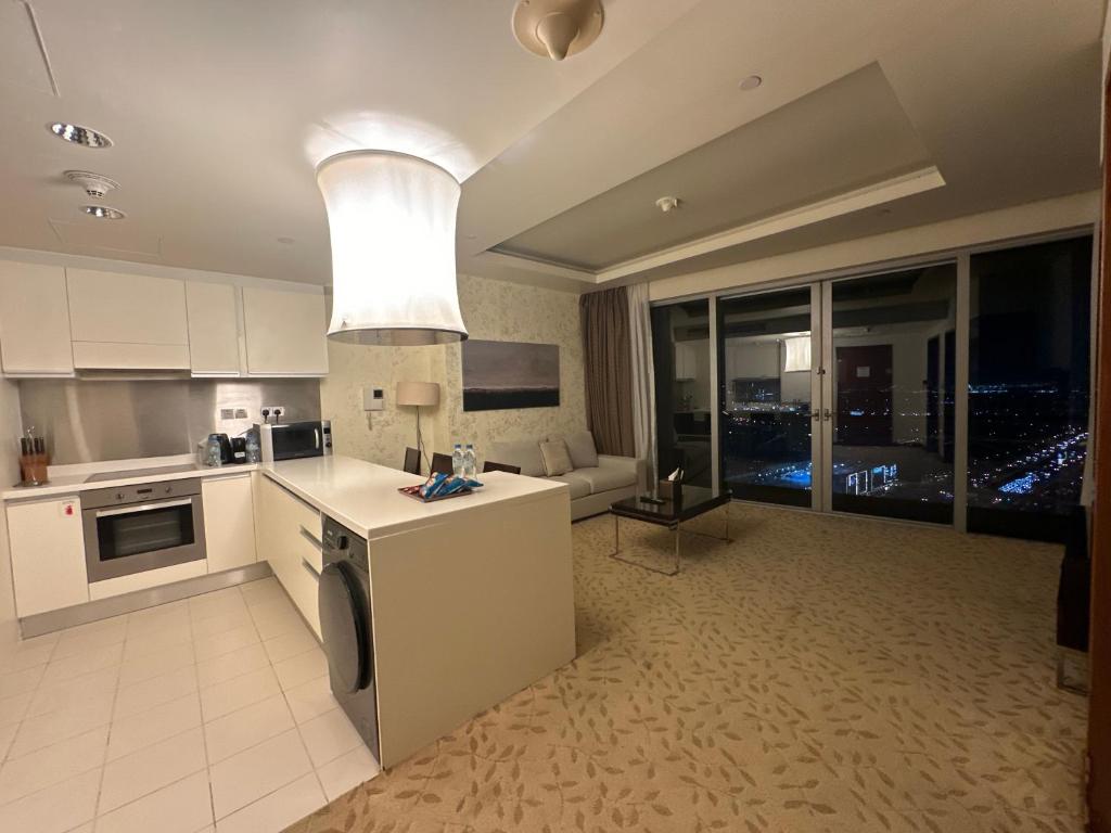 هتل ایمار رزی‌دنس فشن اونیو - فورمری آدرس دبی مال - Emaar Residence Fashion Avenue - formerly Address Dubai Mall