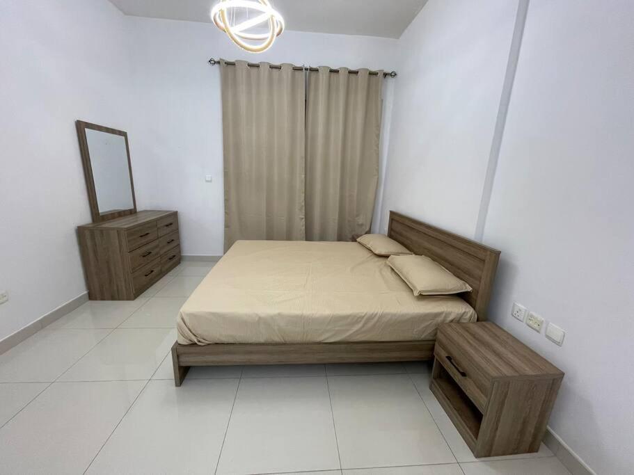 هتل نیوولی فرنیشد استودیو این الایت - Newly Furnished Studio in Elite