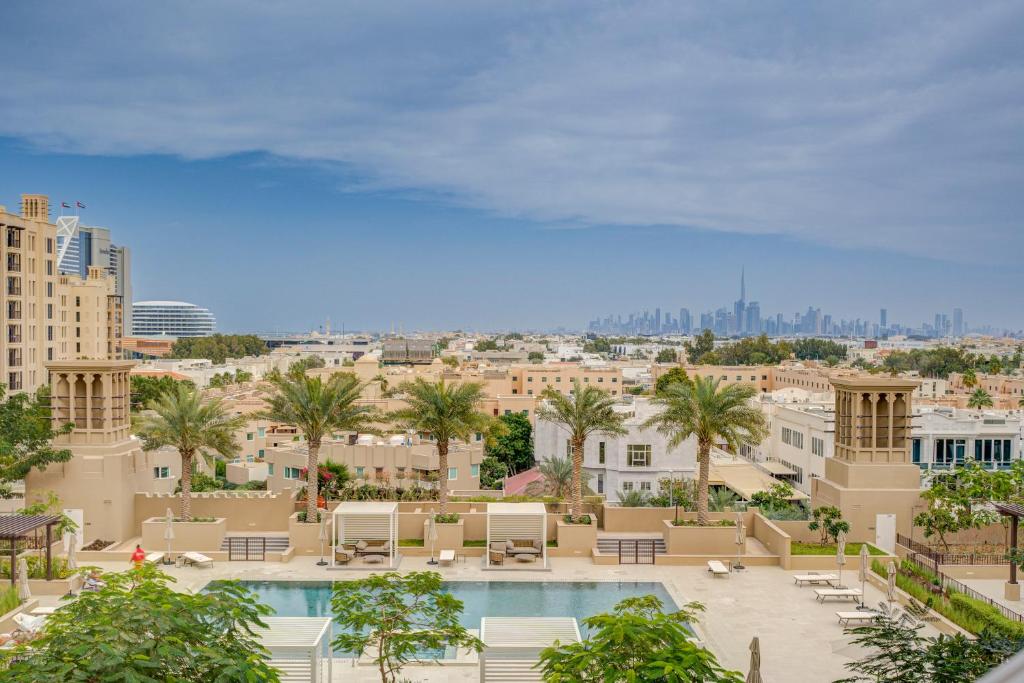 هتل تروفی توینکل تواین ژمره ریح ریتریت سوئیتس - Trophy Twinkle Twine Jumeriah Retreat Suites