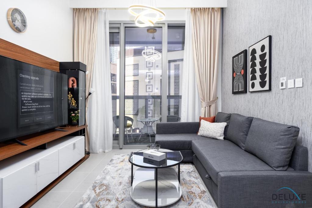 هتل بیوتیفول 1BR ات فورت تاور 2 داون تاون دبی بای دلاکس هالیدی هومز - Beautiful 1BR at Forte Tower 2 Downtown Dubai by Deluxe Holiday Homes