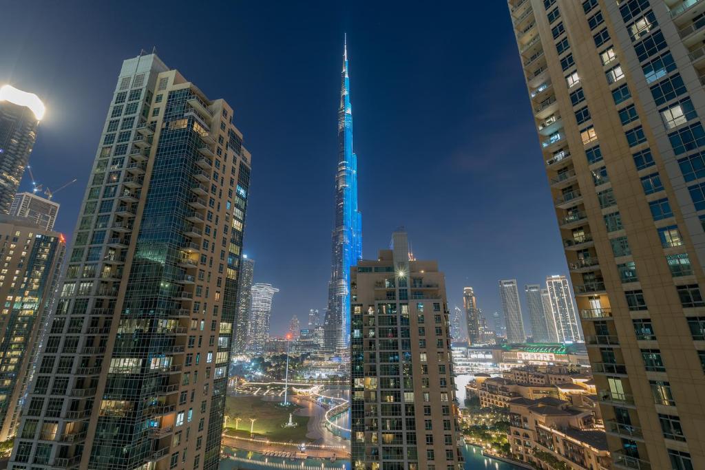 هتل اَستونیشینگ 2 بَدْروم اَپْت فُل بُرجِ خالیفَه ویو - Astonishing 2 bedroom apt full Burj Khalifa view
