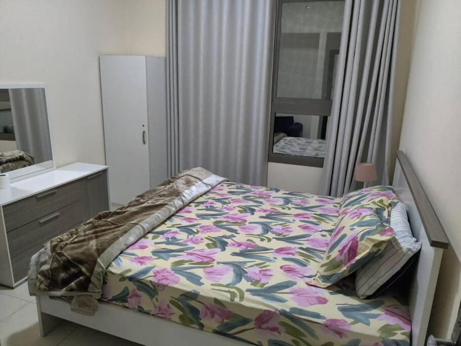هتل لاولی 2بک فمیلی آپارتمان در عجمان Lovely 2Bhk Family Apartment in Ajman