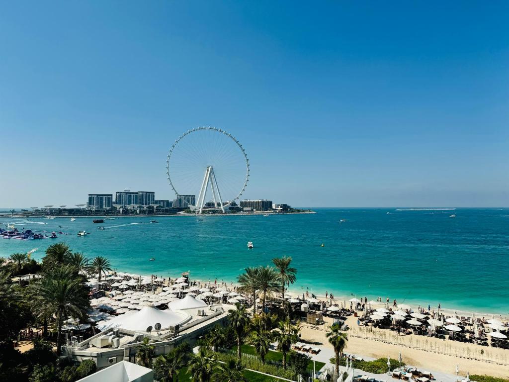 هتل لاکسری برند نیو 2 بی آر آپارتمان این لا ویو - جی بی آر - Luxury Brand New 2 Br Apartment In La View -jbr