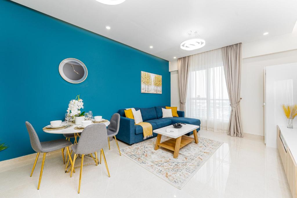هتل وایبرنت 1 بی آر اَت پرایم لوکیشن دبی مارینا بای دلاکس هالیدی هومز - Vibrant 1BR at Prime Location Dubai Marina by Deluxe Holiday Homes