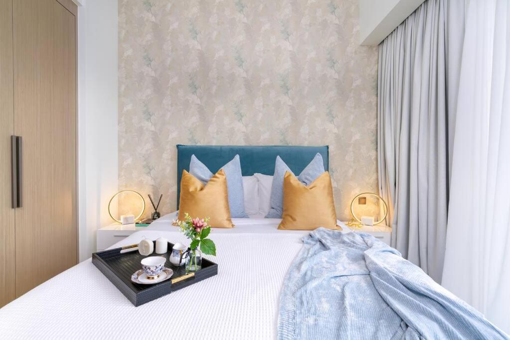 هتل اکت وان، اکت تو - داونتاون الگانت دیزاین وان بی آر، ان آف - Act1, Act2 - Downtown Elegant design 1BR, ON OFF