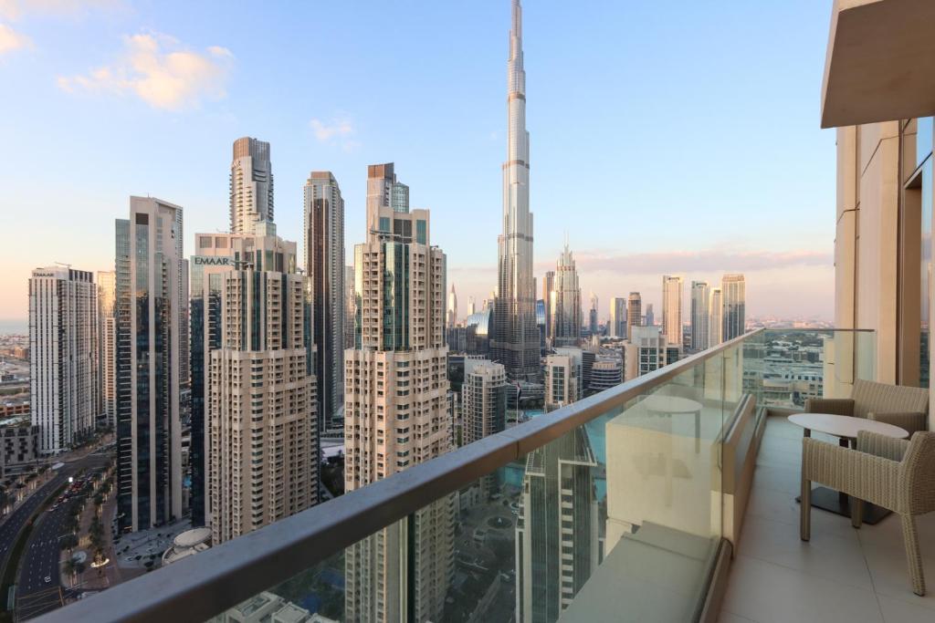 هتل لیف بی ان بی سوئیت - لاکچری 3+1 ویت برج ویو، داونتاون - Livbnb Suite - Luxury 3+1 with Burj View, Downtown
