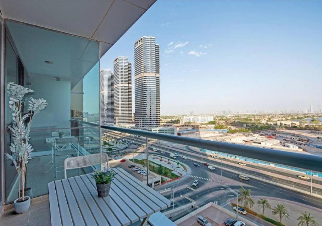 هتل استی ات گلدکرسٹ ویو جی ال تی! استودیو سامر دکست - Stay at GoldCrest View JLT! Studio Summer Discoun-t