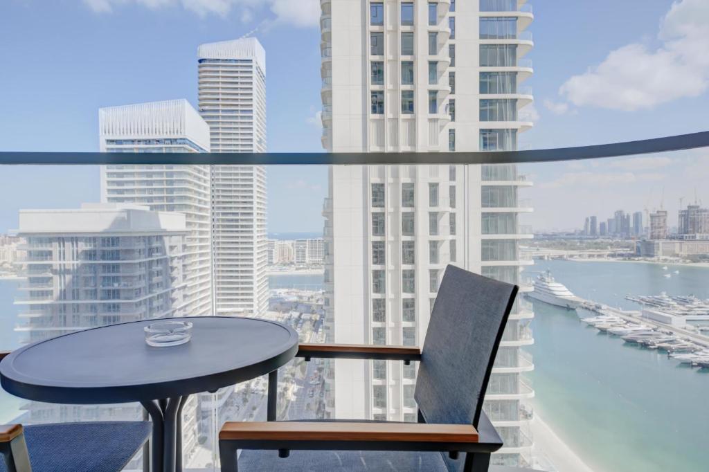 هتل سیلکهاوس اگزکوزیت سی ویو 1 بی دی آر ات مارینا vista - Silkhaus Exquisite Sea View 1BDR At Marina Vista