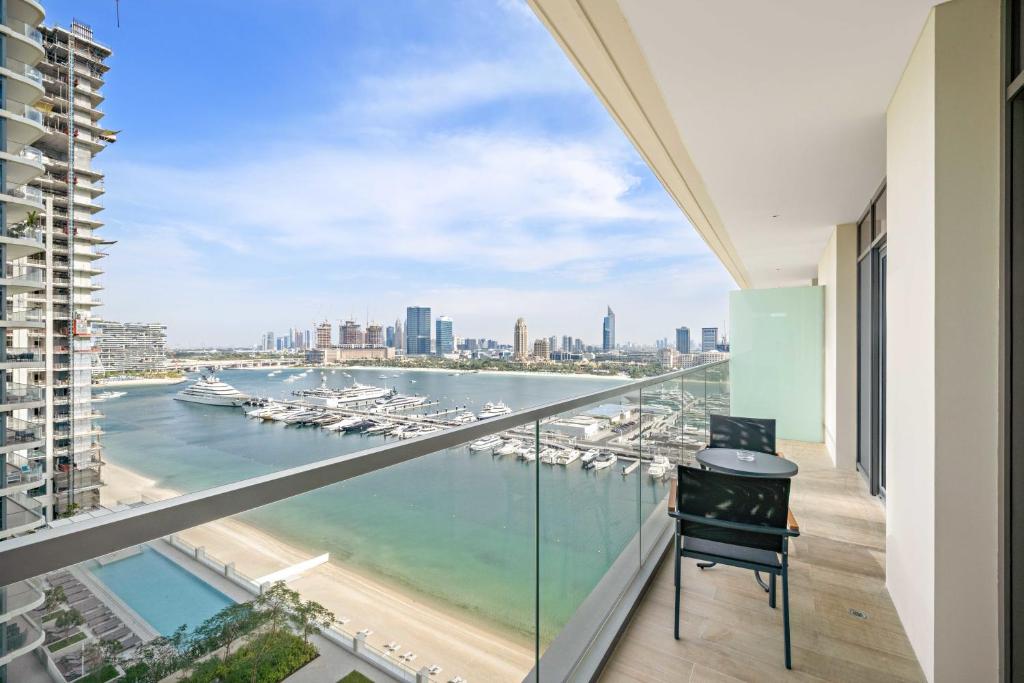 هتل سیلک هاوس دریا و پالم ویو 1 بی دی آر در مارینا ویستا - Silkhaus Sea & Palm View 1BDR at Marina Vista