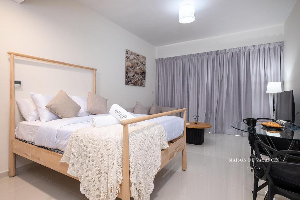 هتل ذ ترنکوئل اسپات این دامک هیلز 2 - The Tranquil Spot in Damac Hills 2