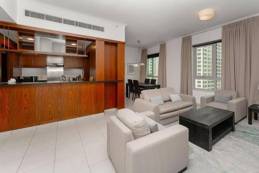 هتل کلاسیک 1 بد سوئیت این دب ریزیدنس تاور 3 - Classic 1 Bed Suite in The Residence Tower 3