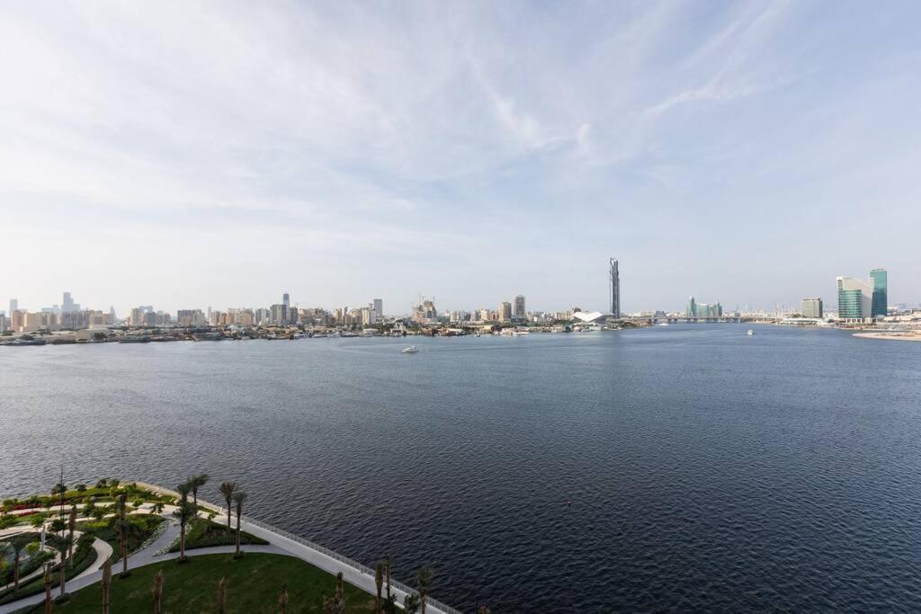 هتل واترفرانت 2 بی دی آر ایمار ایدج 1 - Waterfront 2BDR EMAAR EDGE 1