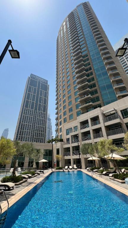هتل داونتاون - استادنک 1 بد اپت - نیار دوبی مال - Downtown - Stunning 1 Bed Apt - Near Dubai Mall