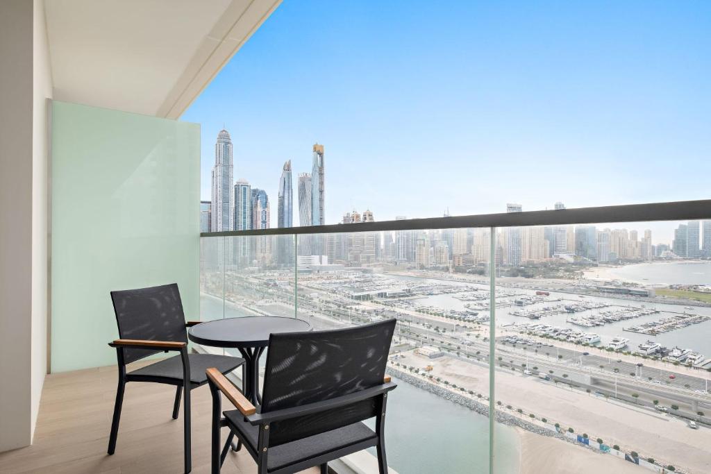 هتل سیلکهاوس های فلور مارینا اند سیویو ویت تاور پرایوت بیچ - Silkhaus High Floor Marina & Sea View with Tower Private Beach