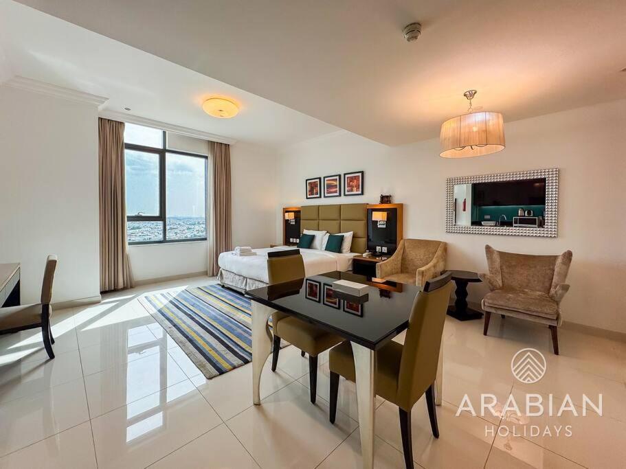 هتل کانتمپرری الیگنس اند برتکینگ ویو، استودیو - Contemporary Elegance & Breathtaking View, Studio
