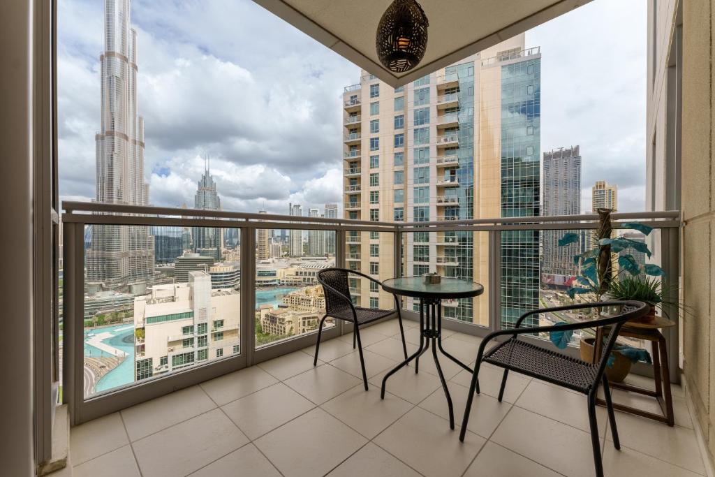 هتل مزن پریوه - اکسلوسیو آپت و دایرکت برج خلیفه ویوز - Maison Privee - Exclusive Apt w/ Direct Burj Khalifa Views