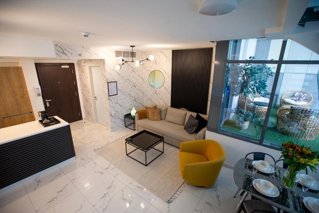 هتل دیپلکس دیلایت این آل رحه - Duplex Delight in Al Raha
