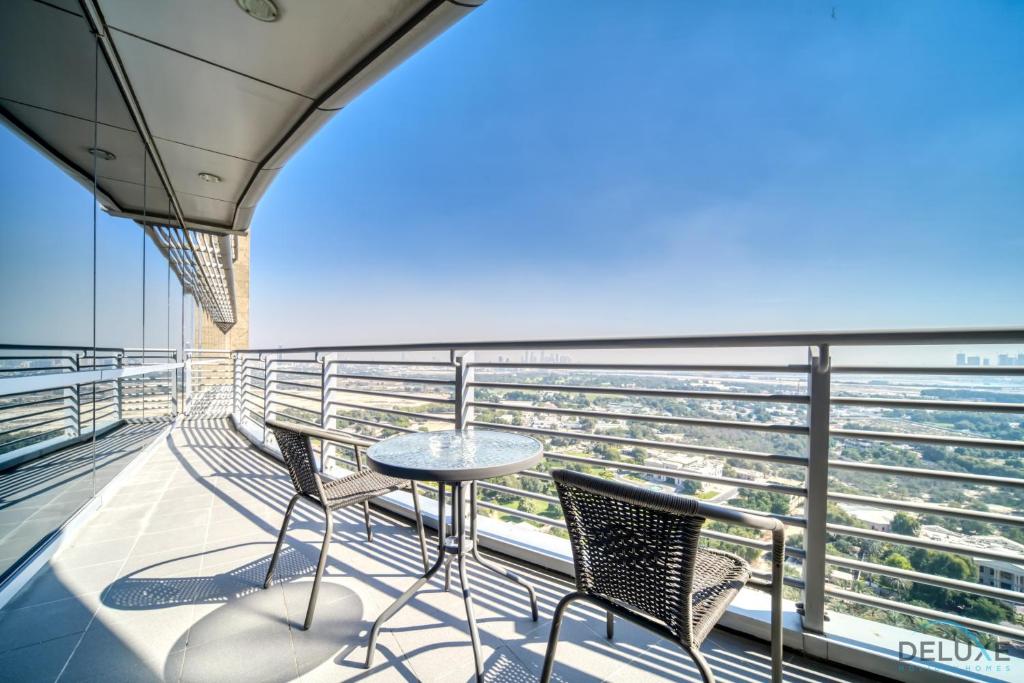 هتل بریتتکینگ 2 بی آر ات اسکای گاردنز DIFC بای دلاکس هالی دی هومز - Breathtaking 2BR at Sky Gardens DIFC by Deluxe Holiday Homes