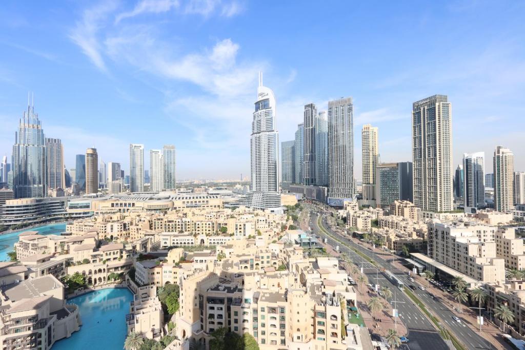 هتل لیو بی ان بی - لاکچری 3+1 در ریزیدنسز، داون تاون دبی - Livbnb - Luxury 3+1 in Residences, Downtown Dubai