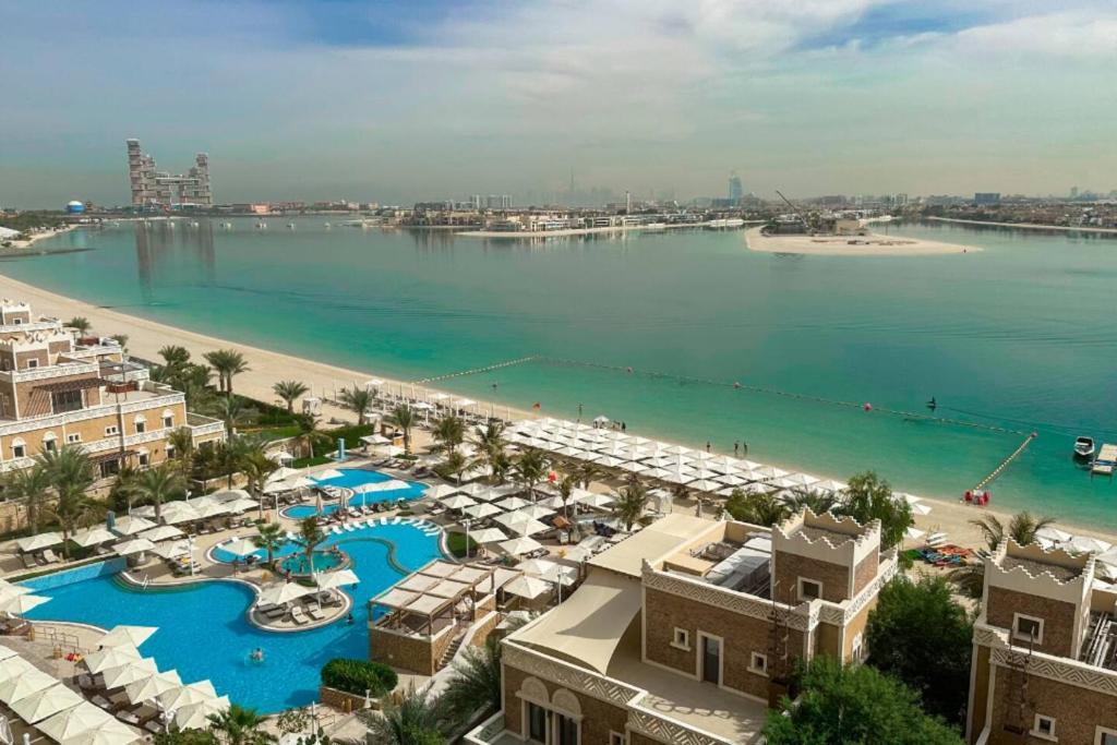 هتل سامر آفر پرایوت بیچ اند پول - Summer Offer Private Beach And Pool
