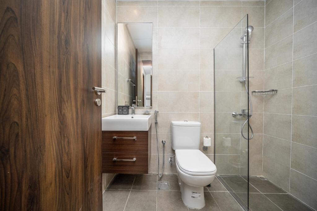 ALH Vacay - 1 bedroom with Study Room in DAMAC Hills 2