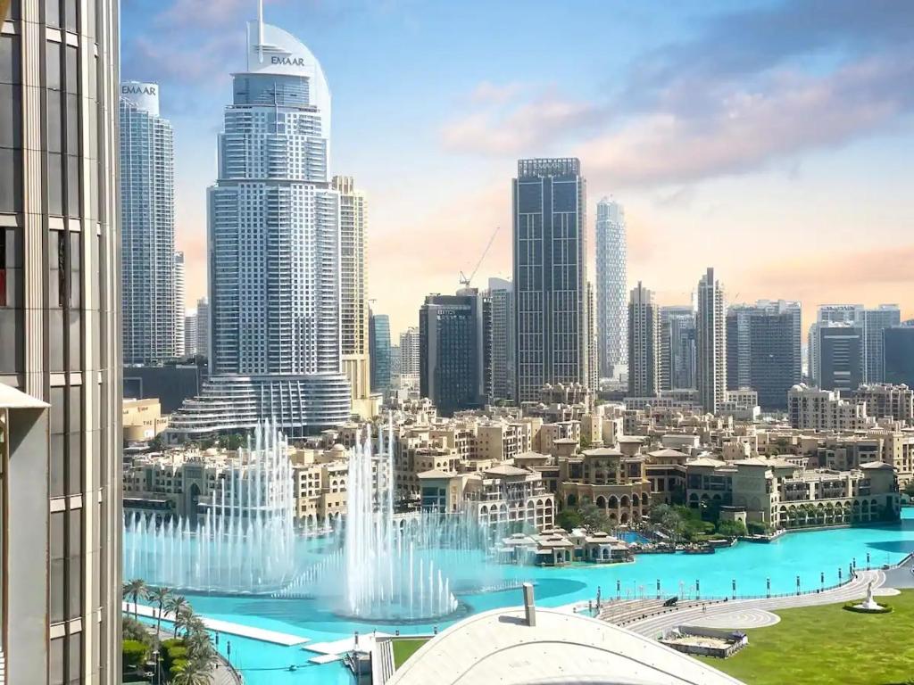 هتل لوکس 2بی آر ویت فانتن اند اوپرا ویوز اَت استندپوینت ای - Luxe 2BR with Fountain & Opera Views at Standpoint A