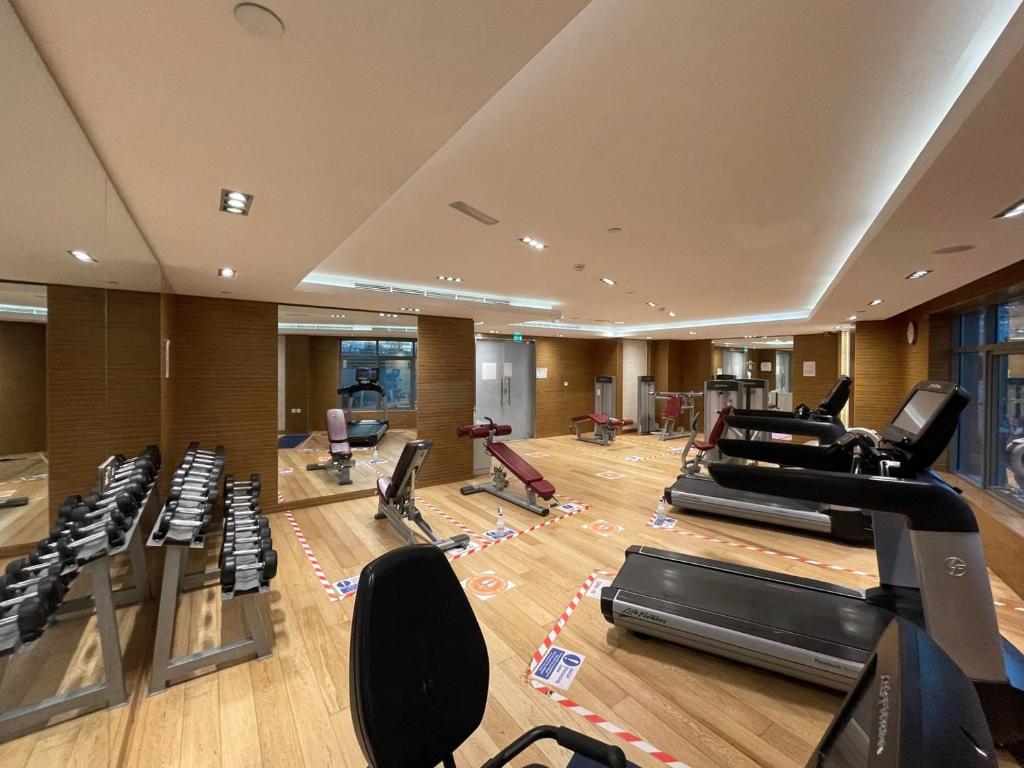 GuestReady - Cinza Moderna com Piscina e Ginásio