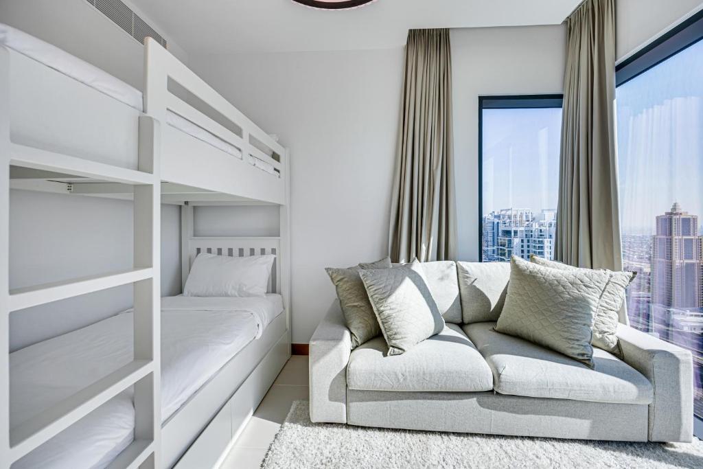 Luminous apartment in Vida Dubai Marina Residence