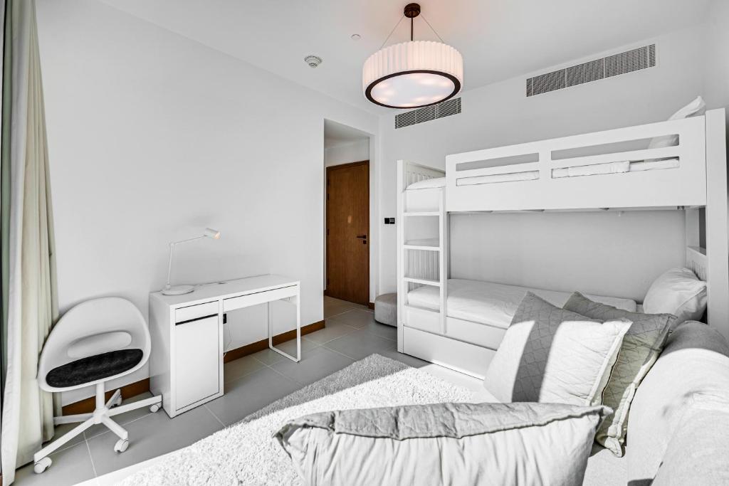 Luminous apartment in Vida Dubai Marina Residence