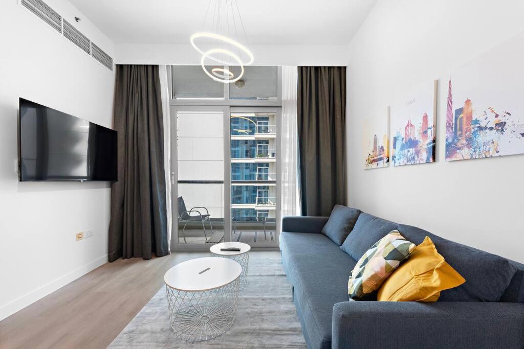 Exclusive Dubai Marina Two Bedroom Suite by Jumeirah Beach, Mall and Metro