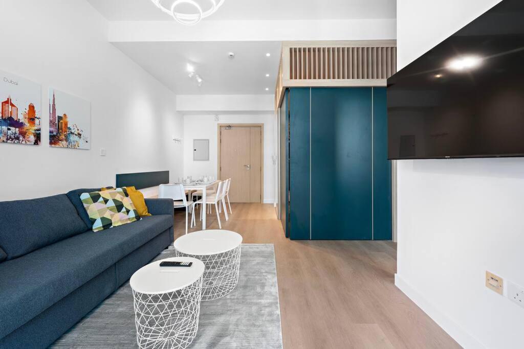 Exclusive Dubai Marina Two Bedroom Suite by Jumeirah Beach, Mall and Metro