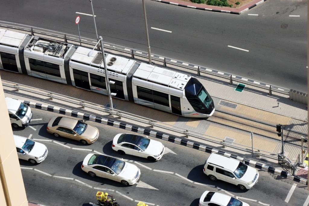 Livbnb - 3+1 in JBR, Close to Beach w/ Ain View