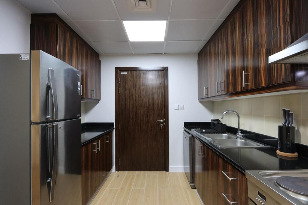 Livbnb - 3+1 in JBR, Close to Beach w/ Ain View