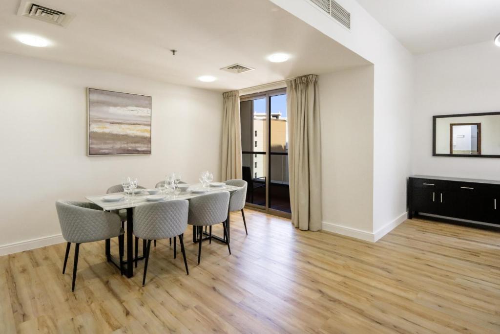 Livbnb - 3+1 in JBR, Close to Beach w/ Ain View