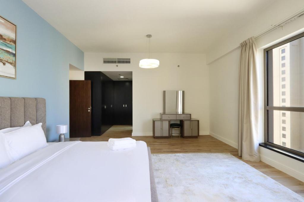 Livbnb - 3+1 in JBR, Close to Beach w/ Ain View