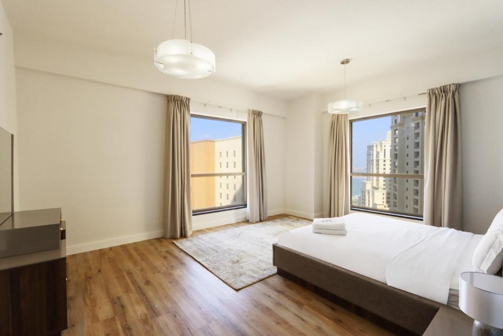Livbnb - 3+1 in JBR, Close to Beach w/ Ain View