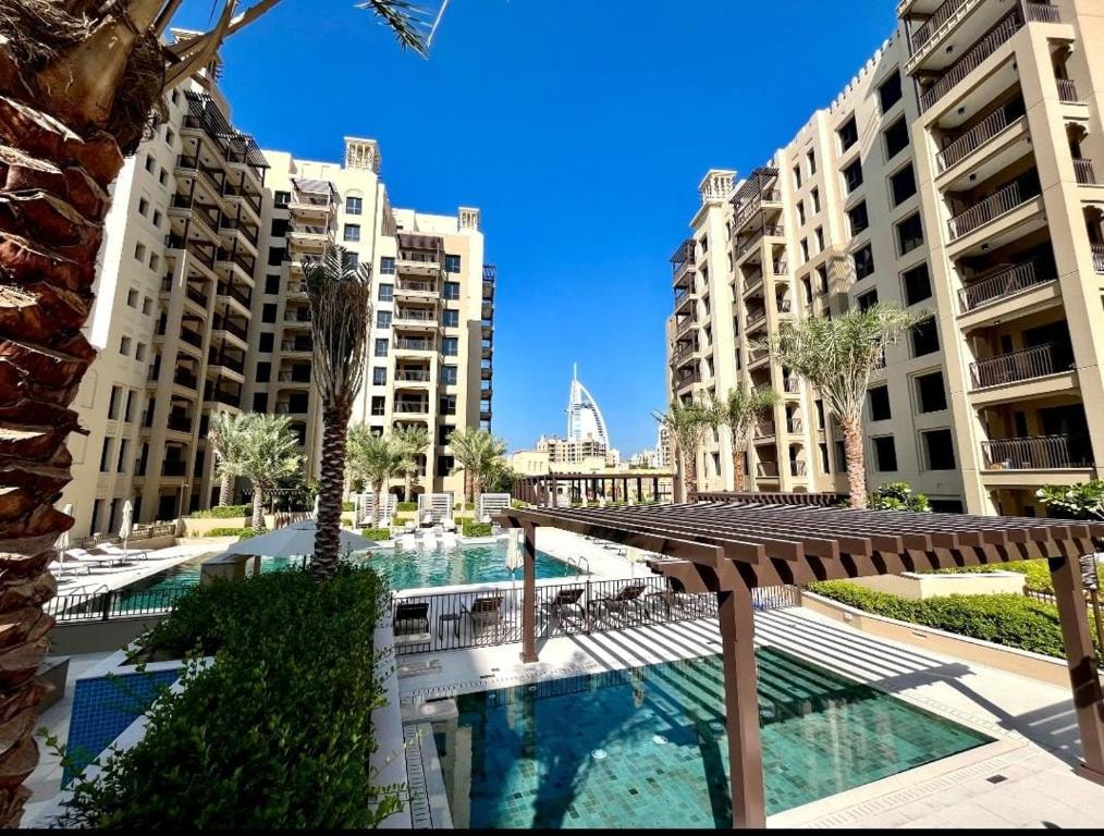 هتل استونینگ 2 بد روم آپارتمان این مدینات جمیرا لیوینگ - Stunning 2 bedroom apartment in Madinat Jumeirah Living