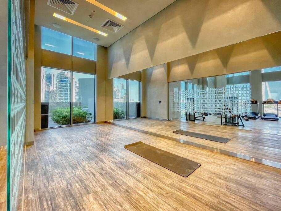 The Smart Concierge - 52 42