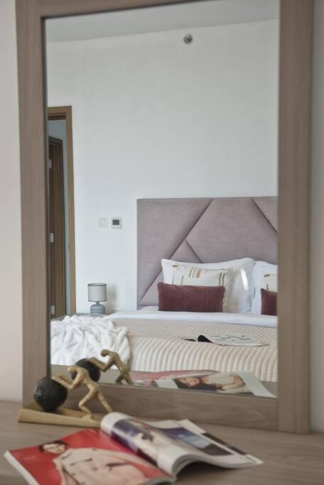 The Smart Concierge - 52 42