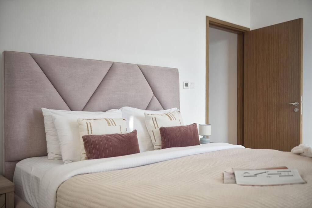 The Smart Concierge - 52 42