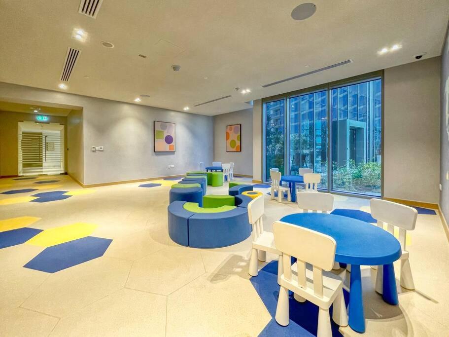 The Smart Concierge - 52 42