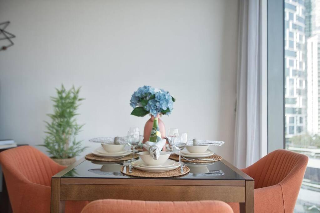 The Smart Concierge - 52 42