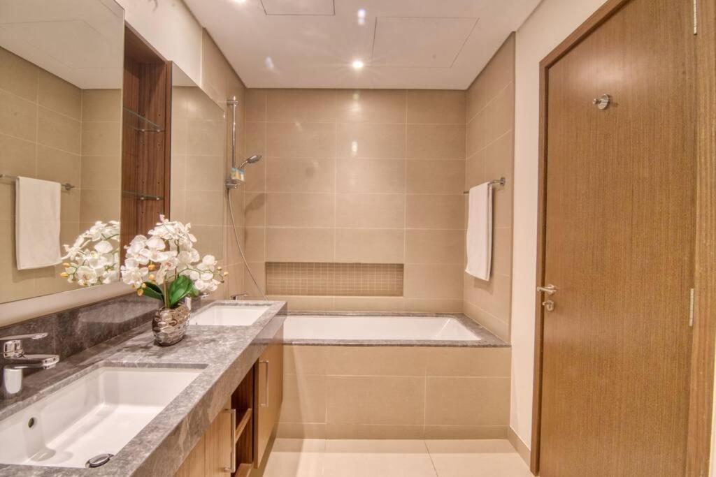 The Smart Concierge - 52 42