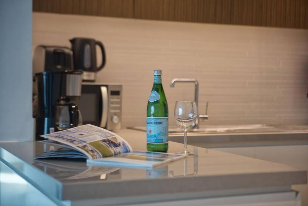 The Smart Concierge - 52 42