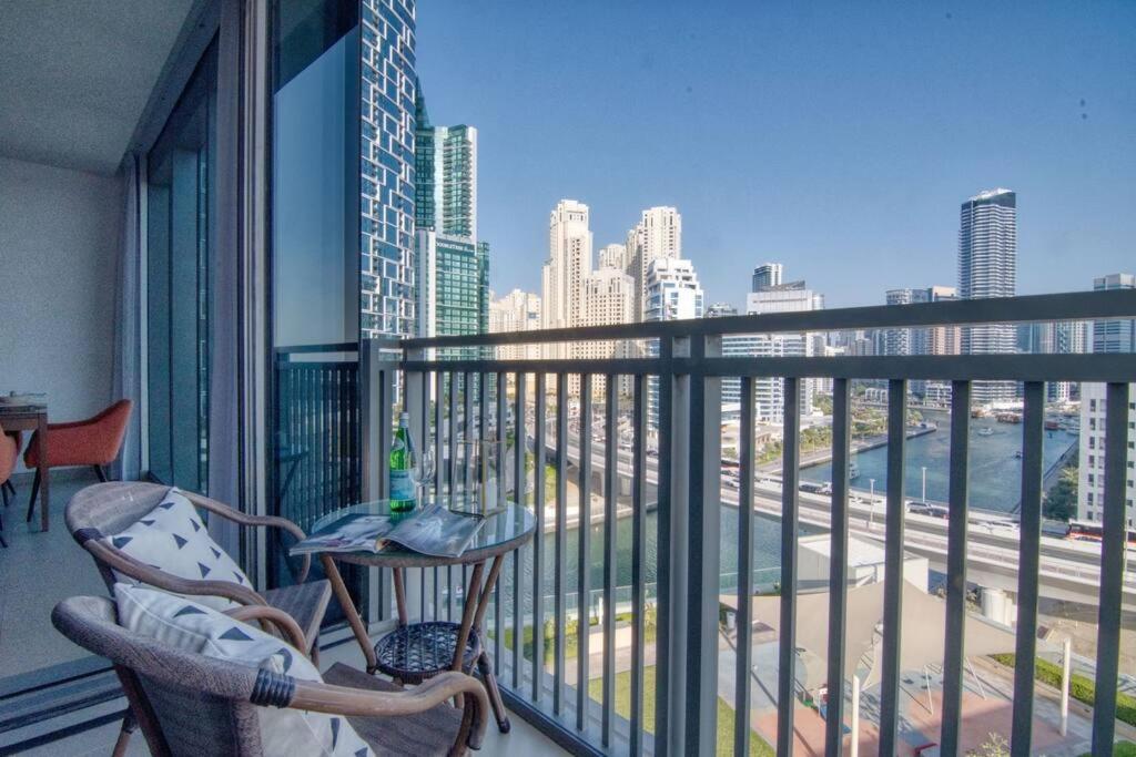 The Smart Concierge - 52 42