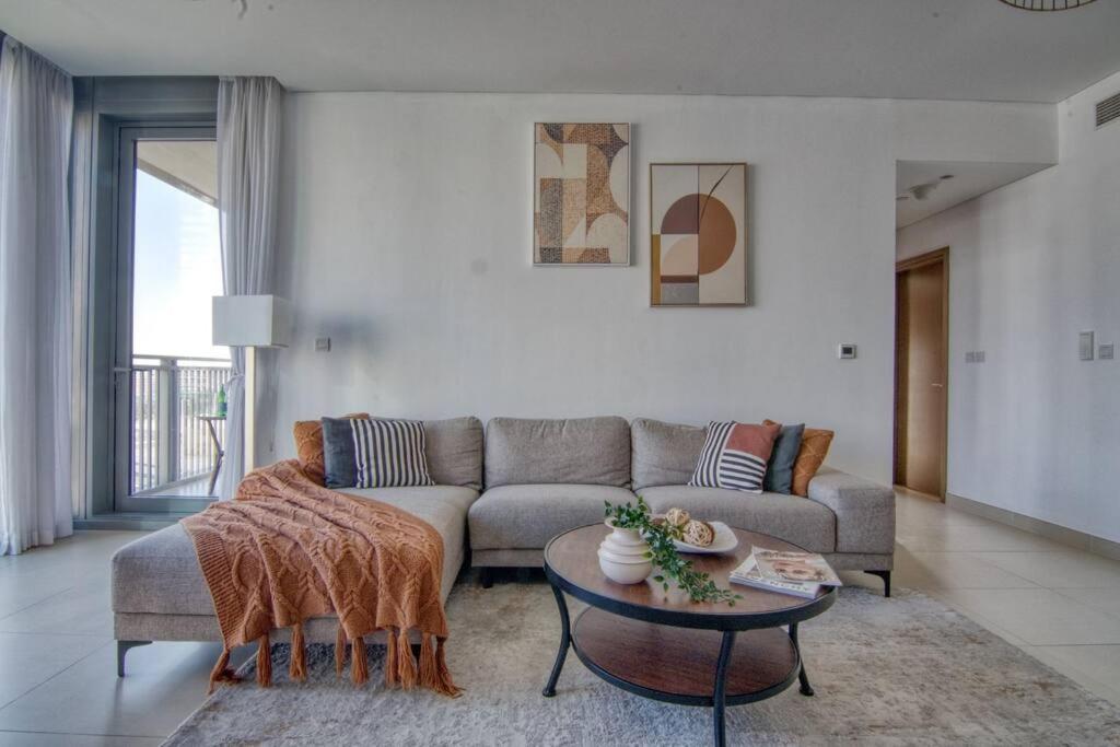 The Smart Concierge - 52 42