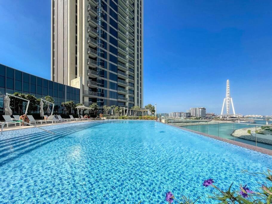 The Smart Concierge - 52 42