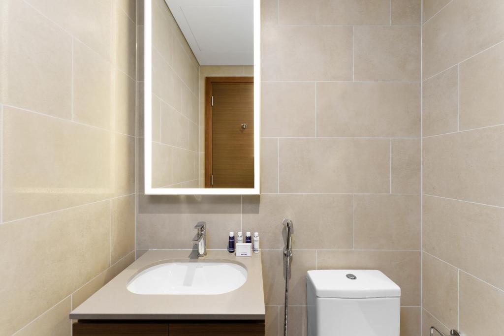 Maison Privee - Modern & Chic Retreat 10min from Downtown Dubai