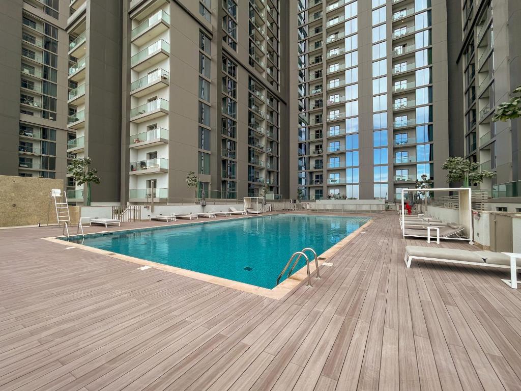 Maison Privee - Modern & Chic Retreat 10min from Downtown Dubai