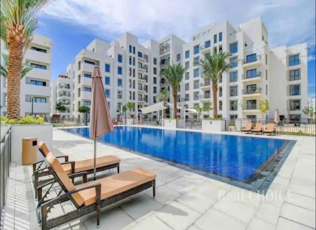 Stunning 3-Bed Apartment in Dubai